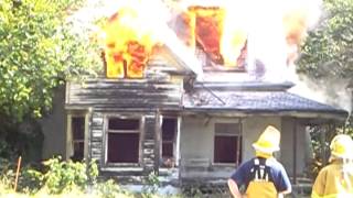 preview picture of video 'The old Sears house burned down'