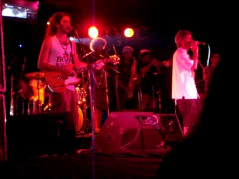 RonDamon -- Seguir caminando