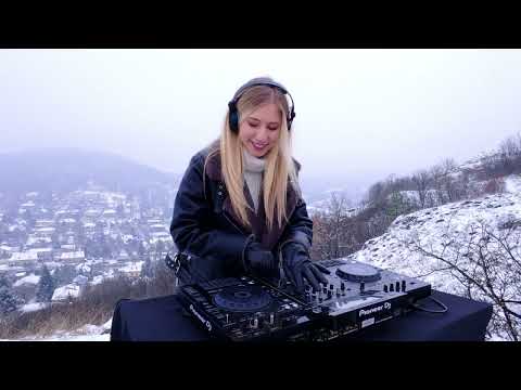 STEPHANIE - Frozen Hour /live mix, tech house, melodic techno/