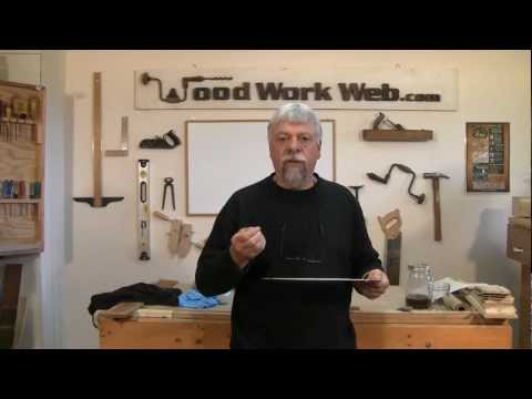 Vergleich von klaren Lacken auf Wasser- und Ölbasis