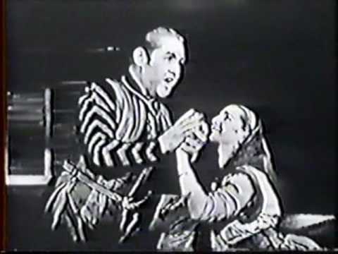 Jussi Björling sings "La Donna è Mobile" - Correct Pitch