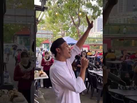 Hafiz Suip belanja lagu Ku Akui sambil berJubah!! Jarang tak padu