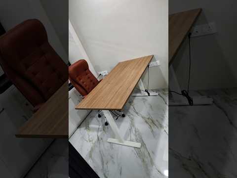 Office workstation table cubical