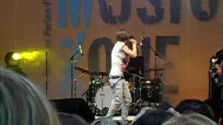 Stefanie Heinzmann-Like a Bullet live