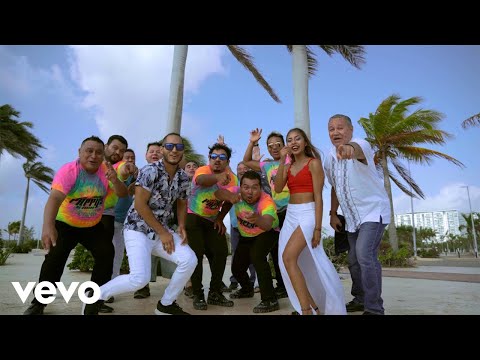 Los Originales Pappys De Cancún & Pilo Tejeda - Me Está Llamando Cancún