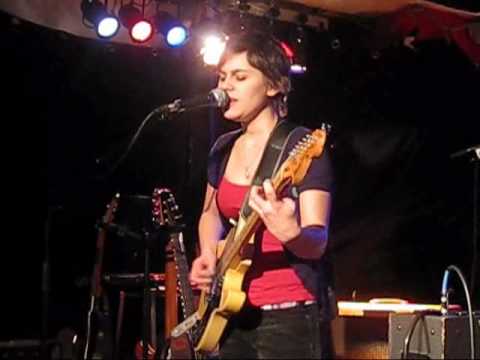 5/18 - Kaki King - Death Head - Gleiss 22 - Muenster - 27 March 2010