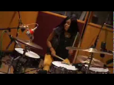 "WEON" Mononeon X Kriswontwo Feat. Amber Baker