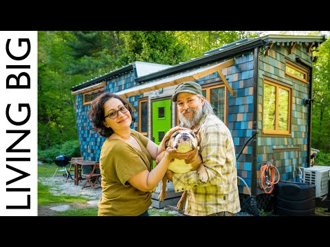 Artful Low-Impact Living in an Amazing Tiny House!