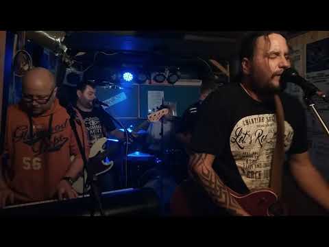 Krize Středního Věku - Krize Středního Věku  v Undergroundu