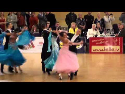 Latvian Standart Championship 2011 Ronalds Abols - Santa Vitenberga final waltz.wmv