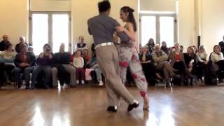 Esteban Cortez y Virginia Arzuaga Milongas al mediodía 24/8/13 1/4