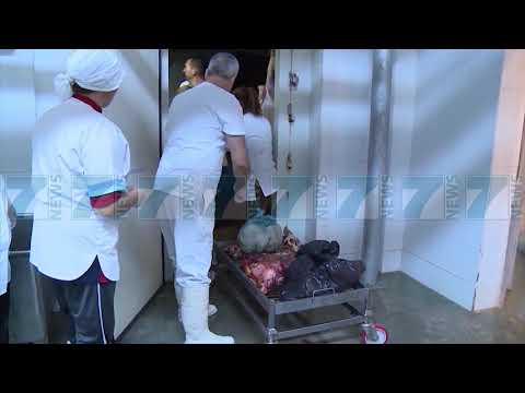 DURRES, AKU BLLOKON 27 TON FILETO PULE DHE 19 TON KAFE KOKERR  - News, Lajme - Kanali 7