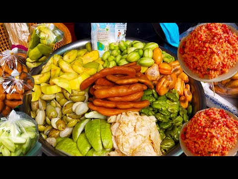 Central Market Food Tour - Sour Fruits, Seafood, And More - Psar Thum Thmei Part 2