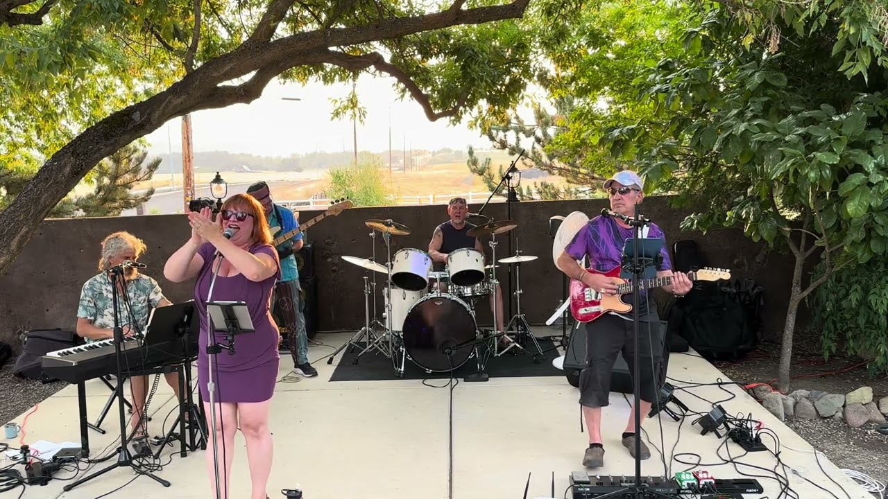 Promotional video thumbnail 1 for Five Piece Band