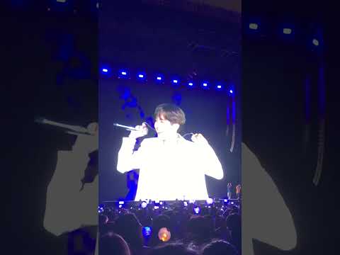 BTS Love Yourself Tour jhope hobi just dance solo - Bangkok Thailand Rajamangala 190407 방탄소년단 FANCAM