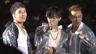 BIGBANG - HANDS UP (Live Concert)