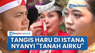 Download lagu Satu Istana Berkaca-kaca saat Lagu 'Tanah Airku' Dinyanyikan pada Peringatan HUT ke-81 RI mp3