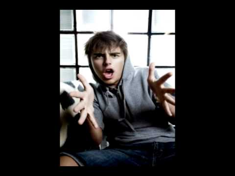 JohnyBoy H1GH   нас полюбят завтра