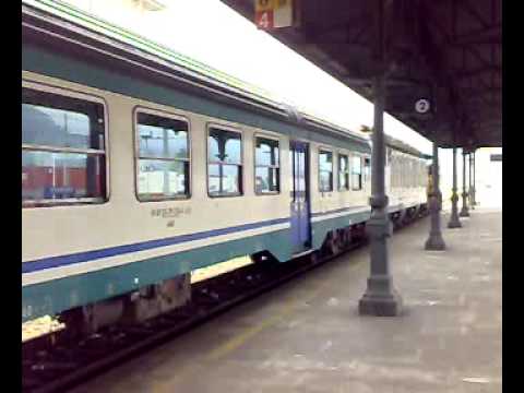 SPOSTAMENTO DAL BINARIO 2 AL BINARIO 1 DEL REGIONALE PER MILANO PORTA GARIBALDI..PARTE 1