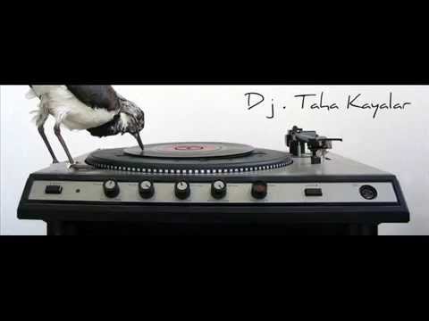 Edgardo Donato w/ Horacio Lagos - Porteña linda (1940)