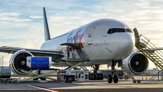 FedEx / Federal Express "N884FD" "Ananyaa" CaptainSim 777-200F video