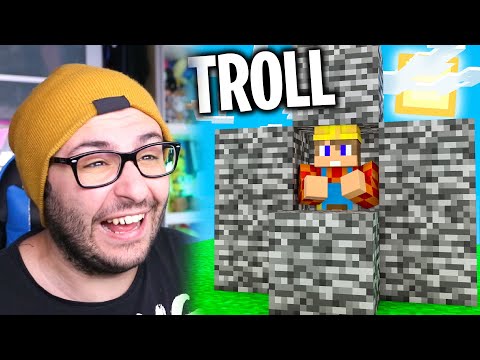 HO TROLLATO MARCO CON LE HACK SU MINECRAFT ITA