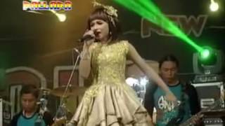 Download lagu TASYA ROSMALA - TERLALU RINDU - OM NEW PALLAPA mp3