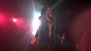 Bonnie Anderson - Shakey Ground