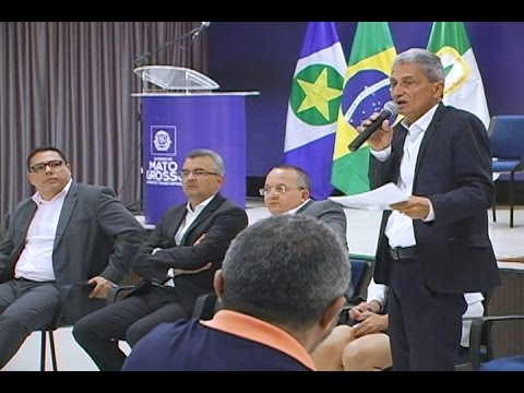 Prefeitos se reúnem com o governador e apresentam demandas 