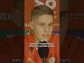 PSV neemt het zaterdag op tegen Volendam, maar Joey Veerman lijkt daar weinig waarde aan te hechten.