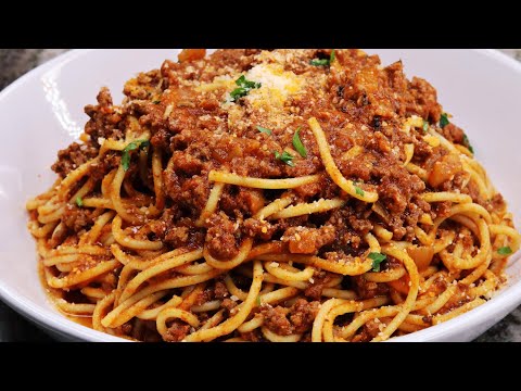 Super Easy Spaghetti and Meat Sauce Recipe | Meat...