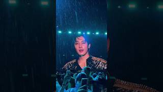 Download lagu Rock With You Seventeen Be The Sun Additional Show In Jakarta | Under The Rain #mingyu #Wonwoo mp3