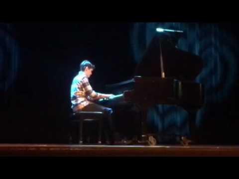 Joe singing and playing Colder Weather by Zac Brown Band in Banua 2017