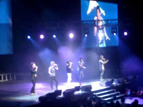 100904 SHINee - 화살 @ SMTOWN LIVE 2010 LA