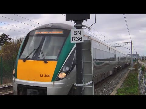Irish Rail 22000 Class DMU Intercity Train 22309 - Blackrock, Dublin