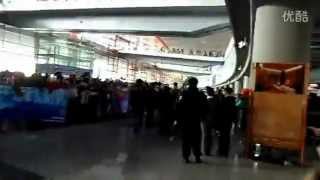 Download lagu 25.01.2013 Lee Joon Gi at Beijing Airport for FM mp3 Download lagu 25.01.2013 Lee Joon Gi at Beijing Airport for FM mp3