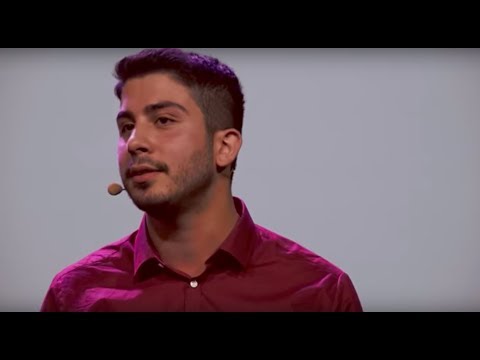 Rassismus mit Liebe begegnen | Ali Can | TEDxBerlin