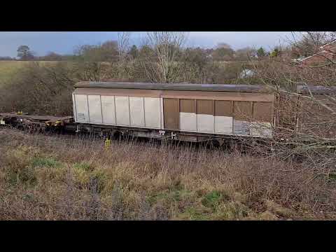 6Z77 12:28 Donnington RFT - Kineton MOD