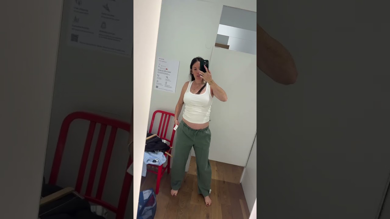 Ok Gap you’re killing it!!! #pregnant #pregnanttiktok #pregnancyoutfit