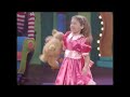 Emily And Teddy Dancing To You Can Count On Me English And Spanish For Barney And Friends