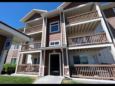 2 Bed 2 Bath Baxter Springs Condo with Mountain Views - Video 7 of 7