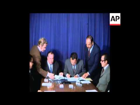 SYND 25/04/1971 USSR AMBASSADOR ARRIVES TO SIGN AN AGREEMENT BETWEEN THE RUSSIA AND JORDAN