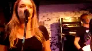 Takida- The things we owe  (med Robbans syster Linn)