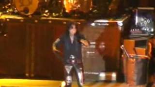 Alice Cooper - Raped and freezin&#39; (Live In Athens, Greece, 21/06/2007)