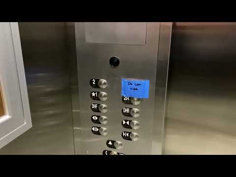 elevator at maritime visitor center in Duluth MN