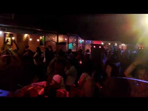 DISCOTECA EL JARDIN - EL REENCUENTRO  2017   BAJO SALA 03:30 am  26/08/17