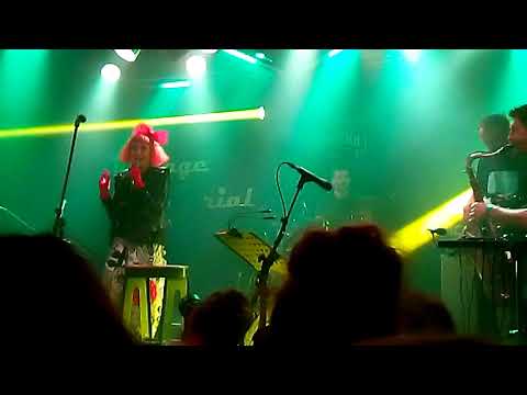 Chui ft. Josipa Lisac - Tebi Putujem