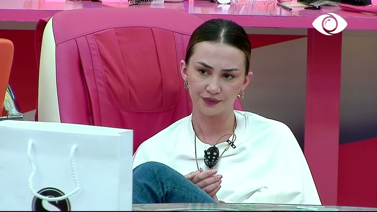 Kiara: Dola jashtë dhe erdha me shpatë në dorë/ Luizi: Po penalizoni veten!