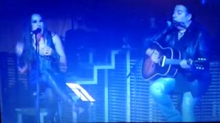 Malú y Carlos Goñi, El Peligro - Valencia Nov '12 (INTRO)