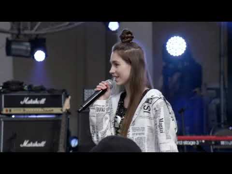 #russianwoodstock2020 #livevideo "Карточный домик"-Полина Зорина